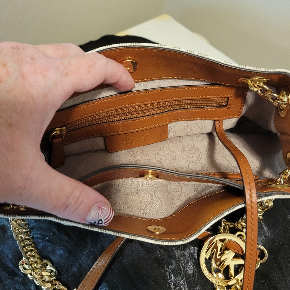 Michael Kors Cream and Brown Women's Bag - Picture 6 of 8
